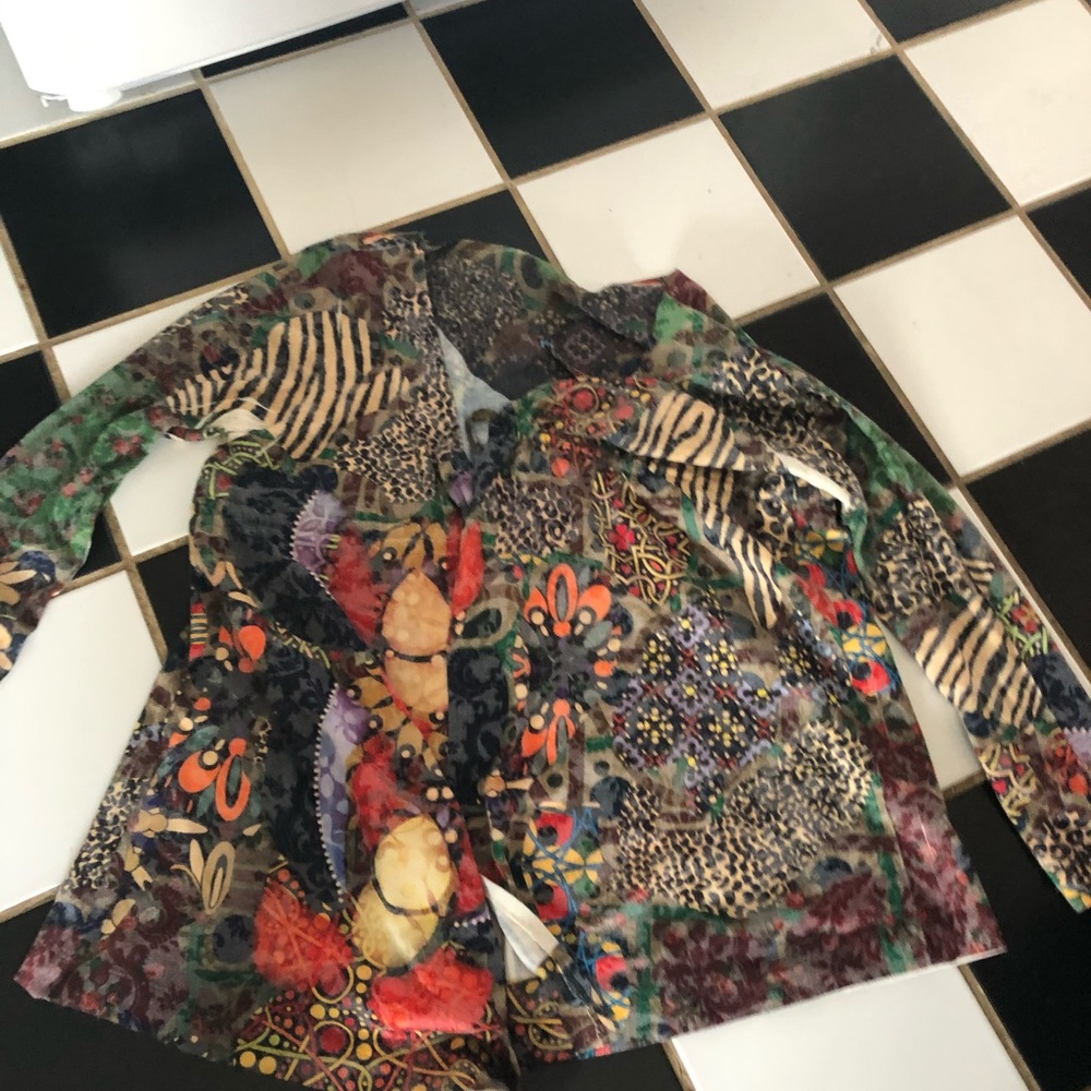 Woman’s Shirt- gently used